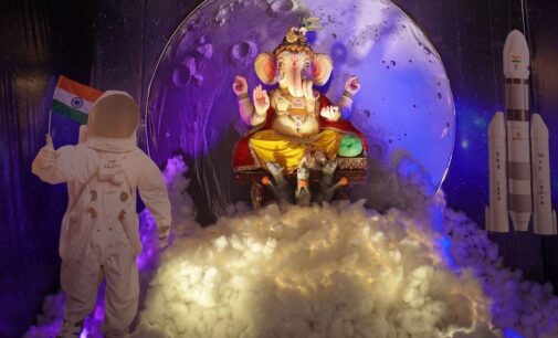 Executive Palace Complex of Vip Road Baguiati Celebrates Ganesh Puja with a Tribute to Chandrayaan-3