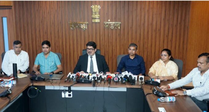Howrah Station to Get Two New Platforms, Eight Extended for Longer Trains